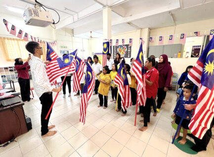 Taarana Students Celebrate Merdeka Day with Patriotic and Creative Activities
